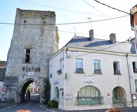 Auberge De La Tour Mennetou-sur-Cher Exterior foto